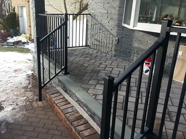 Aluminum Railings Make Decks Safer